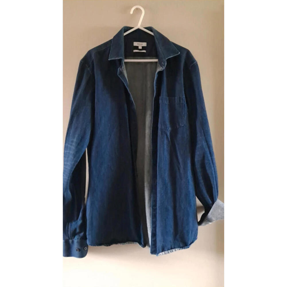 Reiss slim fit denim shirt Medium. EUC